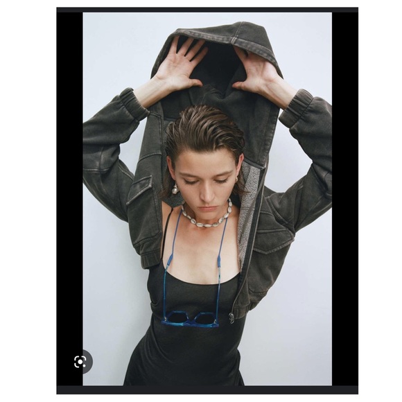 Urban outfitters yogi cropped hoodie NWT Small - Picture 2 of 8